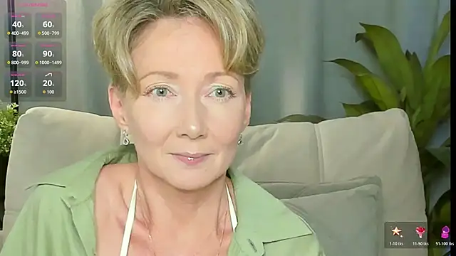 AkexandraFix online show from July 13, 2026, 2:09 pm