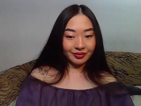 Snapshot of Aleksa_Blackdream chatting on May 21, 2026, 7:37 am Aleksa Blackdream online show from May 21, 2026, 7:37 am