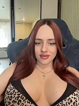 Lisaaan online show from June 21, 2026, 10:51 am