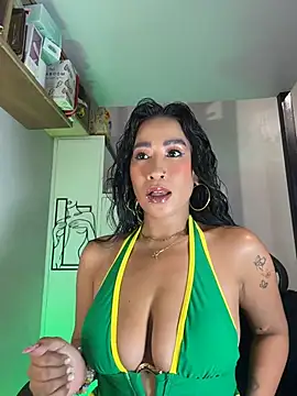 Snapshot of AsianMilfSheryl chatting on July 11, 2026, 7:11 am AsianMilfSheryl online show from July 11, 2026, 7:11 am