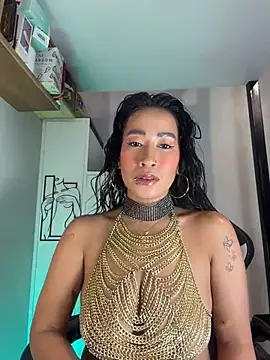 Snapshot of AsianMilfSheryl chatting on July 13, 2026, 6:27 am AsianMilfSheryl online show from July 13, 2026, 6:27 am