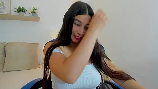 Snapshot of bella_99_ chatting on June 26, 2026, 11:36 am bella 99 online show from June 26, 2026, 11:36 am