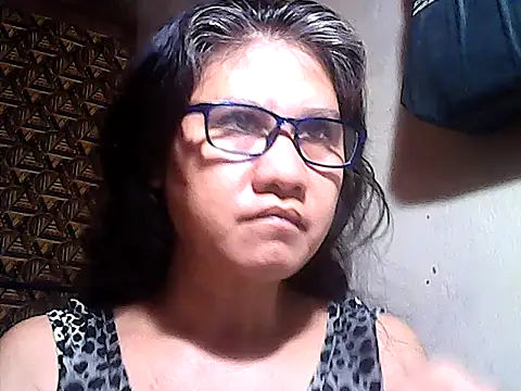 sweetsosie18 online show from June 30, 2026, 11:44 am