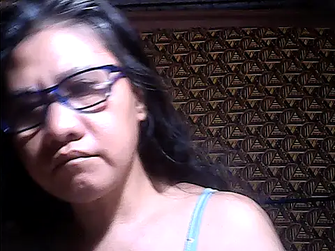 sweetsosie18 online show from July 4, 2026, 12:22 pm
