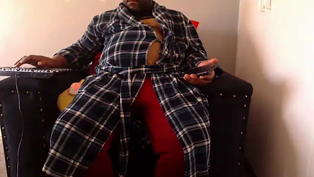 zuluboyxx online show from June 3, 2026, 5:21 am