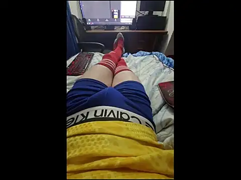 ALBEIROFOOTBALL1992 online show from July 15, 2026, 3:12 am