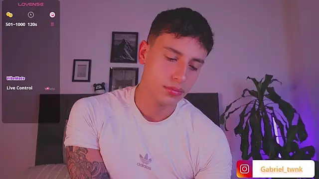I Gabriel online show from July 13, 2026, 4:15 am