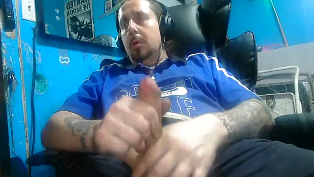Snapshot of faded206 chatting on July 25, 2026, 10:35 am faded206 online show from July 25, 2026, 10:35 am