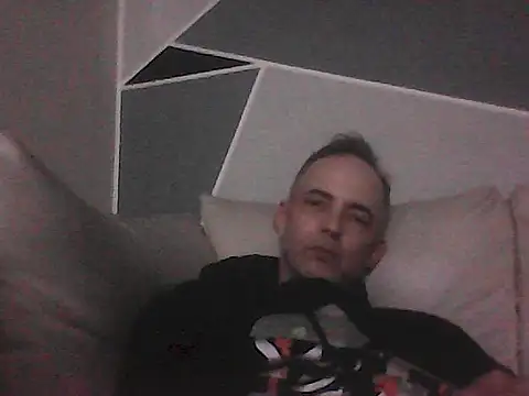 latinx44 online show from October 27, 2025, 6:28 am