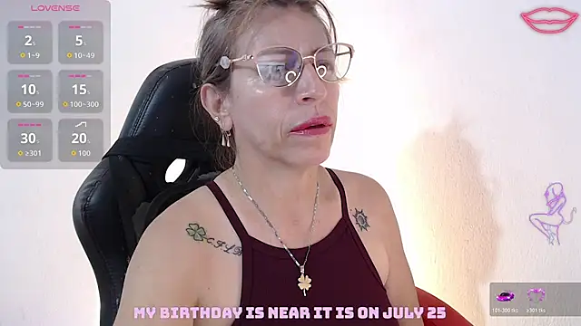 Snapshot of Chayla_Ruiz chatting on July 11, 2026, 10:33 pm Chayla Ruiz online show from July 11, 2026, 10:33 pm
