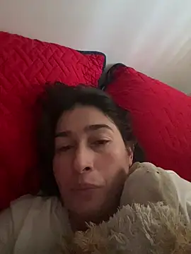Snapshot of andreaisis2 chatting on May 7, 2026, 3:06 pm andreaisis2 online show from May 7, 2026, 3:06 pm