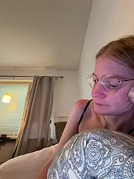 Snapshot of jannis1992 chatting on June 14, 2026, 5:59 pm jannis1992 online show from June 14, 2026, 5:59 pm