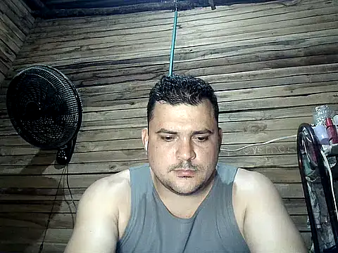 Arcangel 05 online show from July 9, 2026, 3:43 am