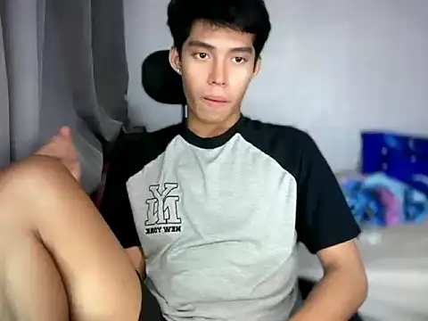 Snapshot of Lightjt04 chatting on May 10, 2026, 4:34 pm Lightjt04 online show from May 10, 2026, 4:34 pm