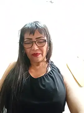kelly dirty  online show from July 13, 2026, 7:05 pm