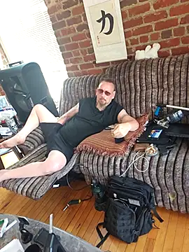 Littledick007007 online show from August 8, 2026, 6:32 pm