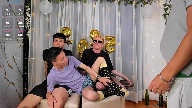 EuphoriaBoys online show from January 3, 2025, 7:50 pm