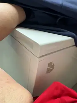 Snapshot of buri232 chatting on June 15, 2026, 7:43 am buri232 online show from June 15, 2026, 7:43 am