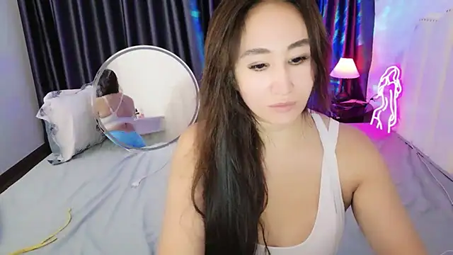 AsianQueens online show from June 18, 2026, 11:03 am