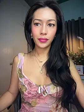 Jasmine Elcock online show from June 10, 2026, 5:01 pm