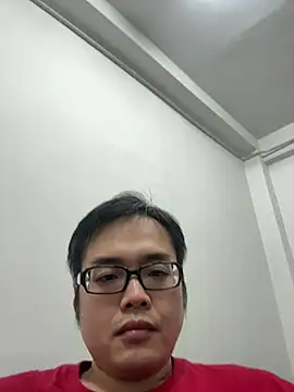 ZhungChang106 online show from June 17, 2026, 7:37 pm