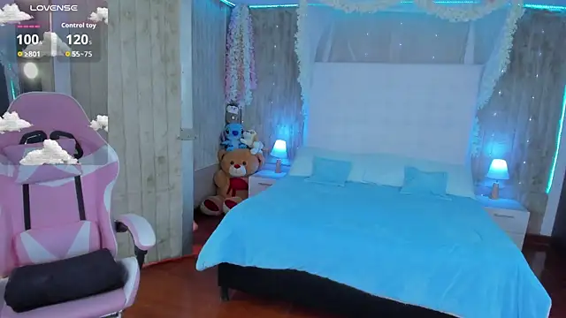 floryn susana online show from June 25, 2026, 9:41 pm