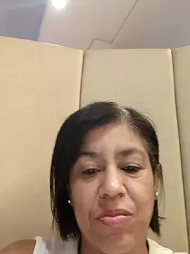Snapshot of Molly_newman6 chatting on July 18, 2026, 9:02 am Molly newman6 online show from July 18, 2026, 9:02 am