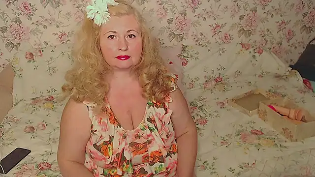 BustyDonnaSexyy online show from May 15, 2026, 5:53 pm