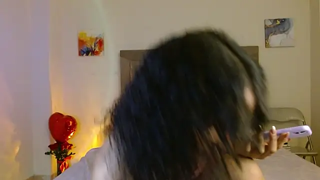 kiarablue online show from July 29, 2026, 11:58 pm