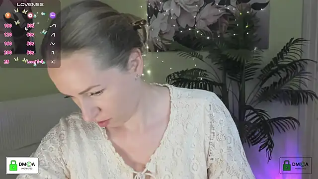 Queenymel online show from May 26, 2026, 5:53 pm