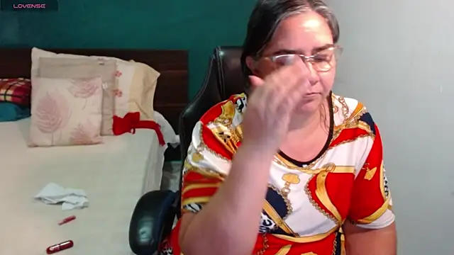 Snapshot of scaelettdubois chatting on June 29, 2026, 11:49 pm scaelettdubois online show from June 29, 2026, 11:49 pm