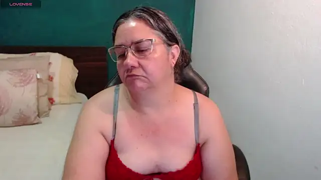 Snapshot of scaelettdubois chatting on July 19, 2026, 11:41 pm scaelettdubois online show from July 19, 2026, 11:41 pm