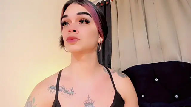 lesly xx online show from June 12, 2026, 3:16 am