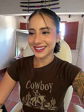Ale Lewis online show from July 7, 2026, 7:07 pm