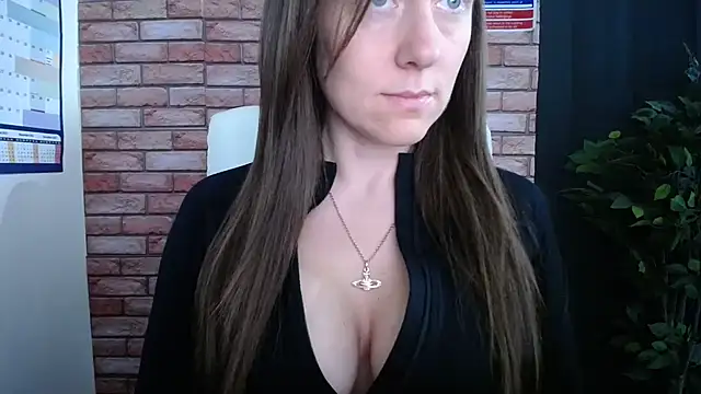 Snapshot of HarleyRebz chatting on December 3, 2025, 8:00 am HarleyRebz online show from December 3, 2025, 8:00 am