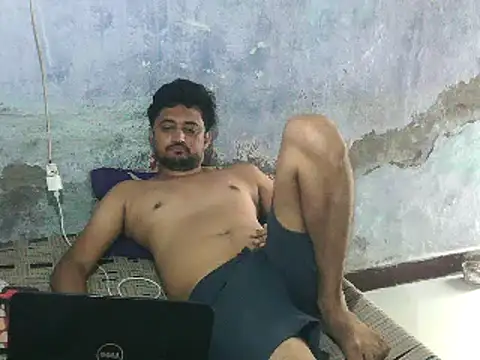 Rocobodymassager online show from June 3, 2026, 3:20 am