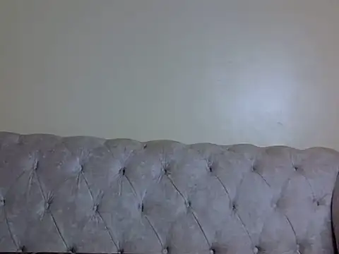 Bootieshake online show from August 5, 2026, 10:44 pm