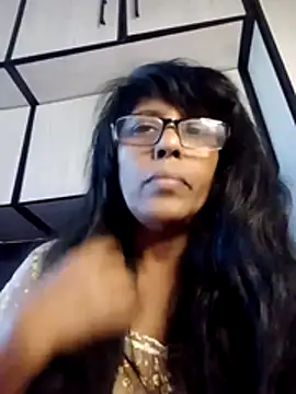 Snapshot of MsAttitude chatting on July 7, 2026, 7:45 am MsAttitude online show from July 7, 2026, 7:45 am
