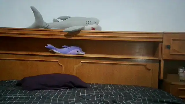 nicholle online show from July 1, 2026, 8:52 pm