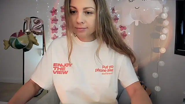 ImKeira online show from June 21, 2026, 8:28 am