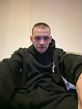 Z1uk online show from July 25, 2026, 7:33 pm