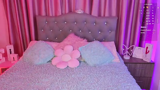 Snapshot of Emiily_Scott1 chatting on July 17, 2026, 2:07 am Emiily Scott1 online show from July 17, 2026, 2:07 am