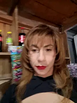 Evehampy online show from May 15, 2026, 7:43 pm