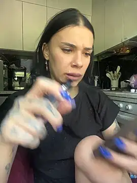 Queen of pain online show from July 17, 2026, 6:42 am