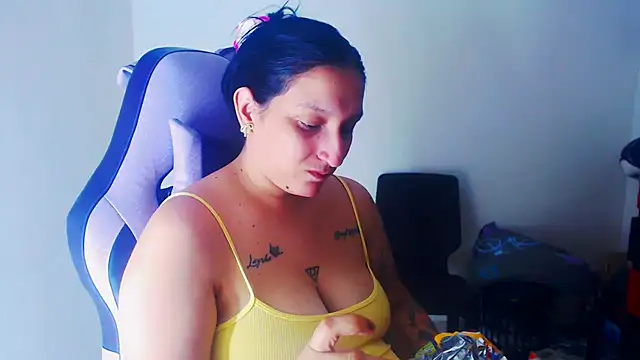 liz dirty online show from July 18, 2026, 10:35 pm