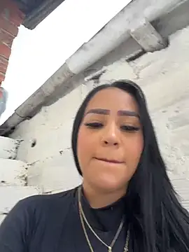 Snapshot of Luisa_Fernandaa chatting on April 25, 2026, 8:50 pm Luisa Fernandaa online show from April 25, 2026, 8:50 pm