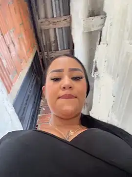 Snapshot of Luisa_Fernandaa chatting on May 7, 2026, 10:26 pm Luisa Fernandaa online show from May 7, 2026, 10:26 pm