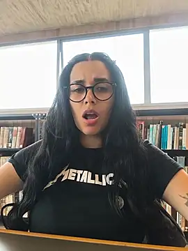 Annya-sweet online show from June 3, 2026, 4:01 pm