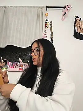 Annya-sweet online show from June 7, 2026, 2:05 am