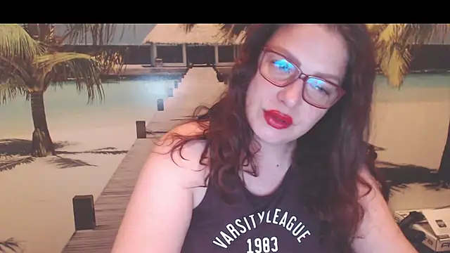 Queen  Natasha online show from June 28, 2026, 9:32 pm